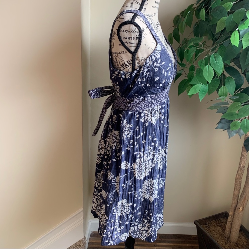 Forever 21 Sleeveless Blue White Floral Dress Sz L - Picture 4 of 9